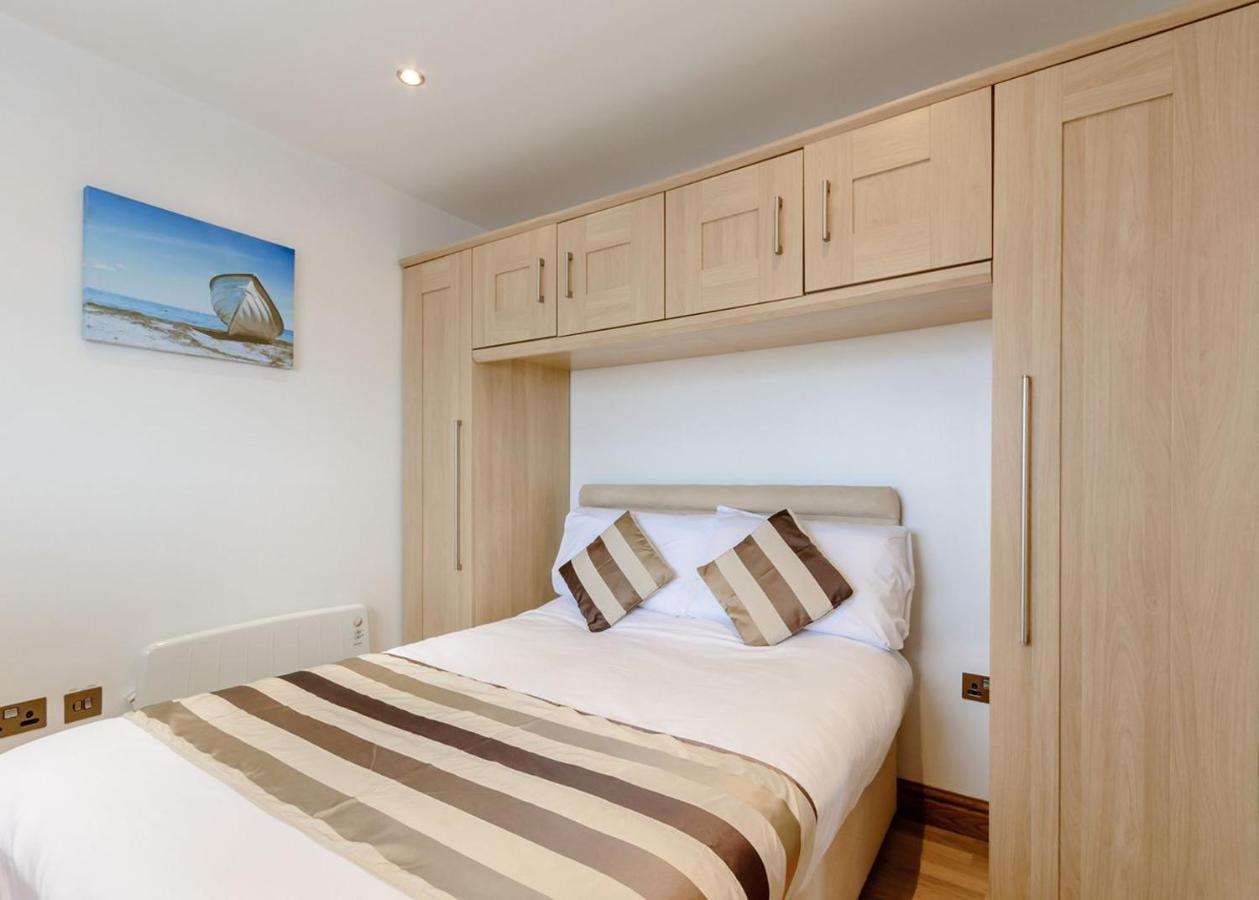 Gilfach Holiday Park Henfynyw Upper Екстер'єр фото